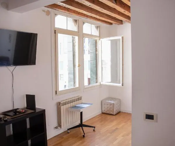 San Maurizio Appartement *